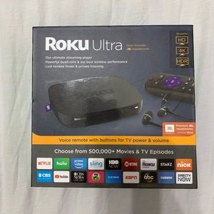 Roku Ultra 4K HDR Streaming Player with JBL headphones - Black (4661R)